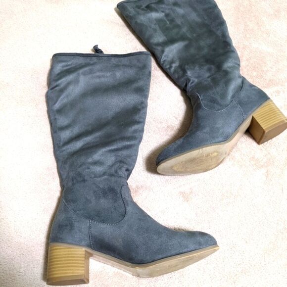 Grey Suede Boots Wide Calf w/ Braided Tassel Wood Stack Heel - Like New - Picture 1 of 12